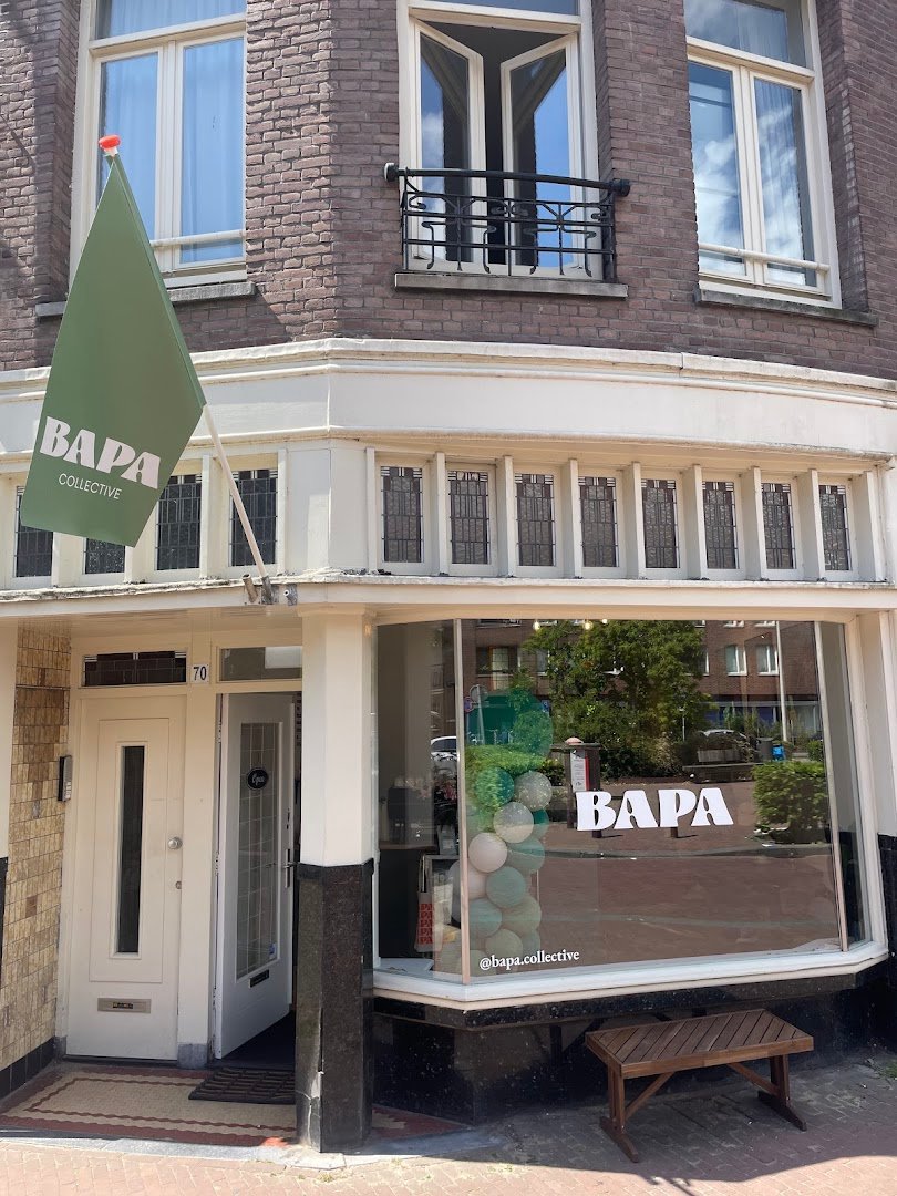 Bapa Collective specialty coffee shop in Amsterdam - photo 8