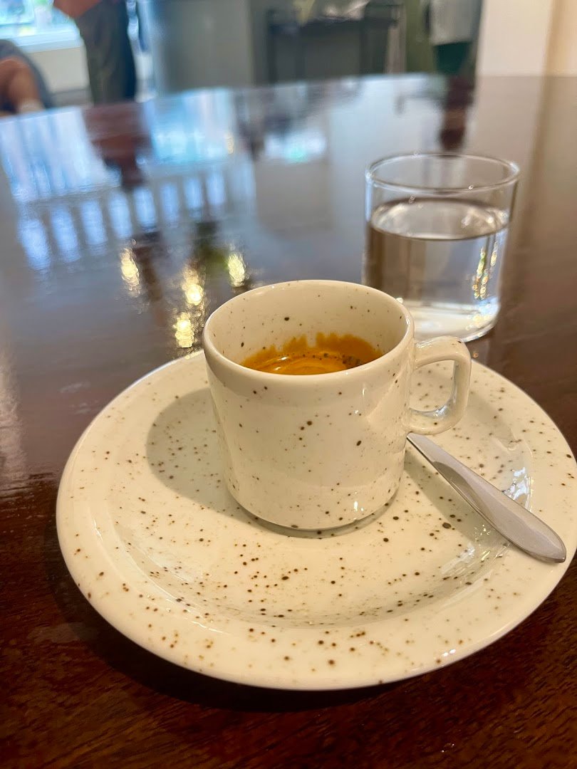 Bapa Collective specialty coffee shop in Amsterdam - photo 10