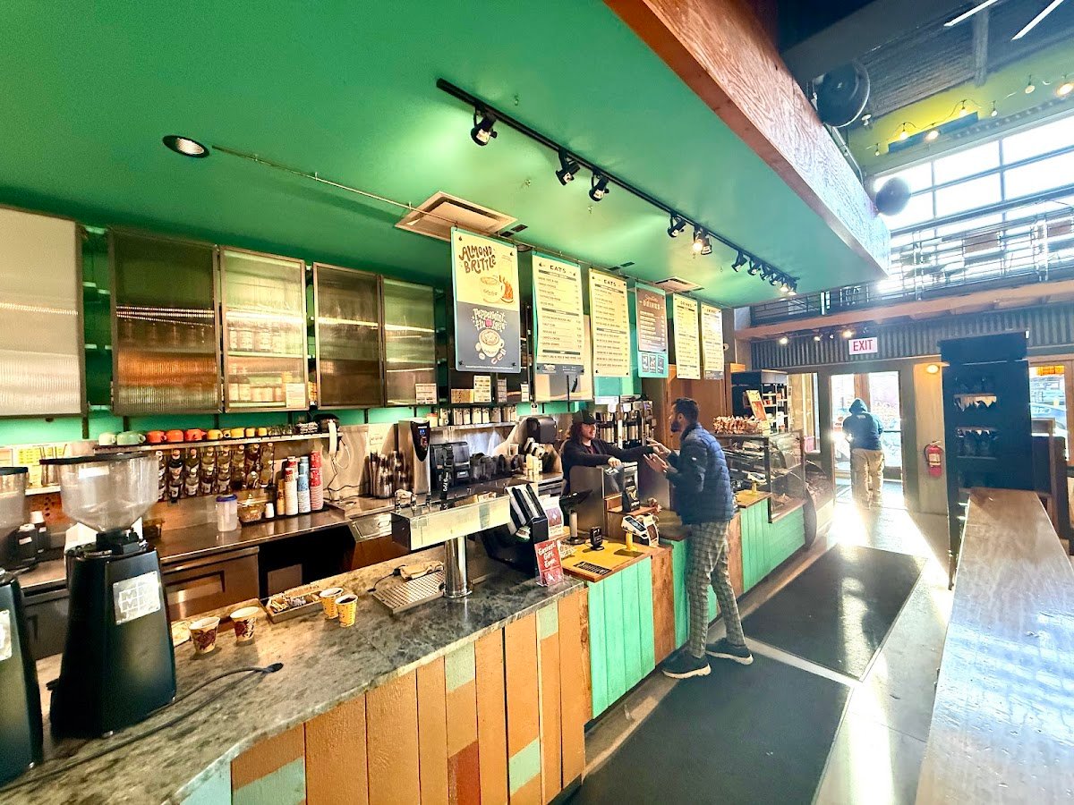 Colectivo Coffee Wicker Park specialty coffee shop in Chicago - photo 6