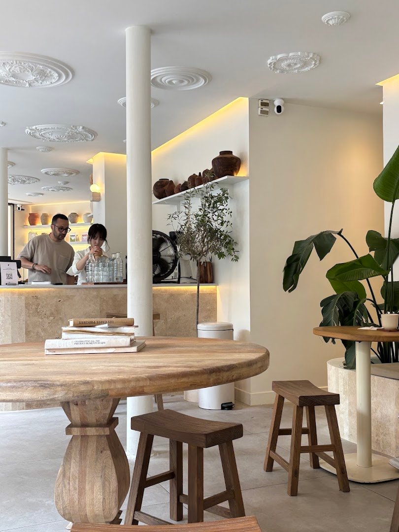 LIV Coffee Shop specialty coffee shop in Paris - photo 4