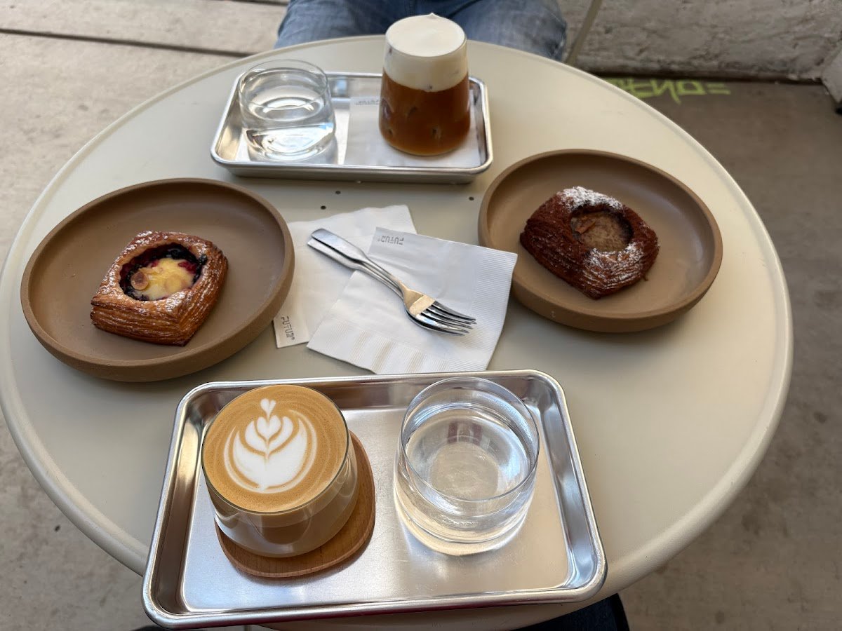 Futuro specialty coffee shop in Phoenix - photo 7