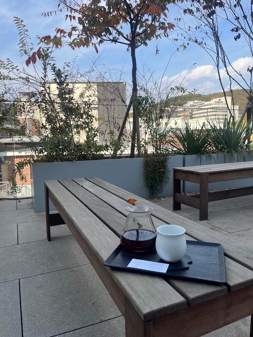 Coffee at gml seoul, specialty coffee shop in Seoul
