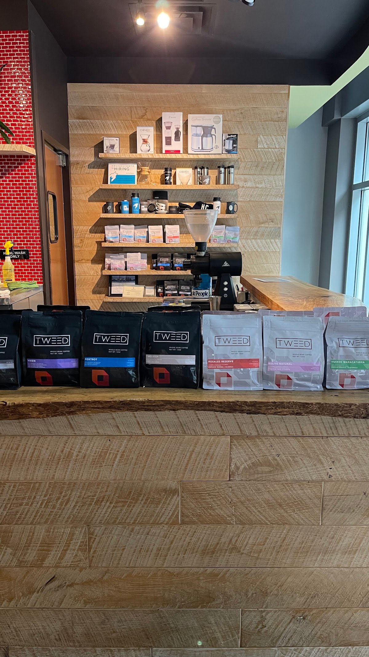 Houndstooth Coffee specialty coffee shop in Austin - photo 6