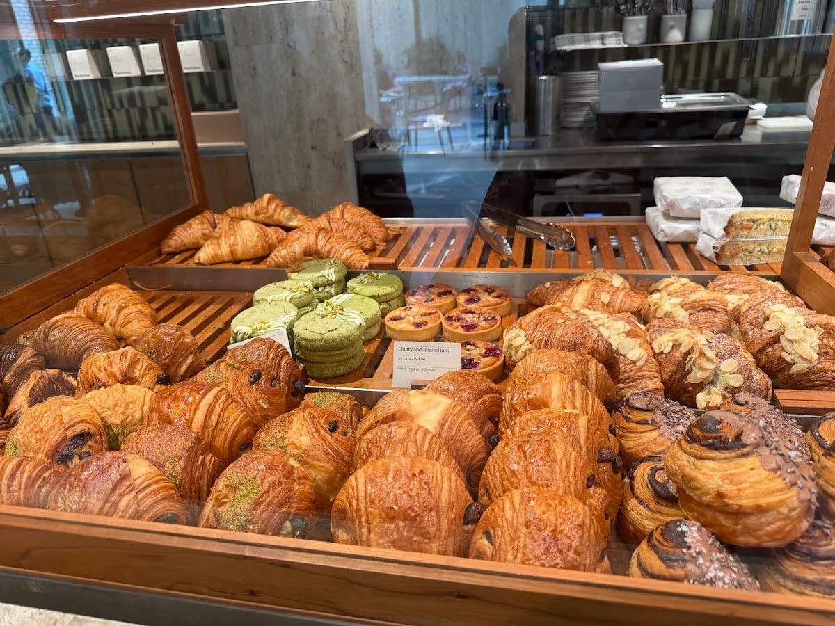 WatchHouse Hanover specialty coffee shop in London - photo 6