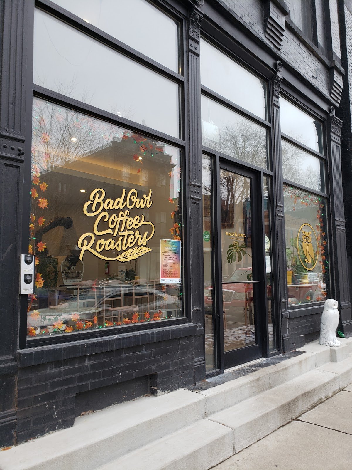 Bad Owl Coffee Roasters specialty coffee shop in Chicago - photo 6