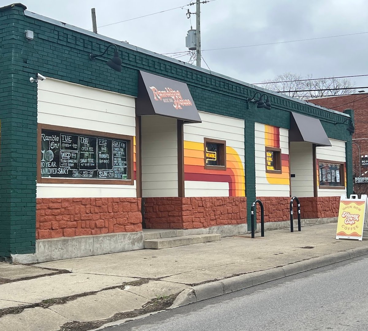 Honey Cup Coffee Company specialty coffee shop in Columbus - photo 12