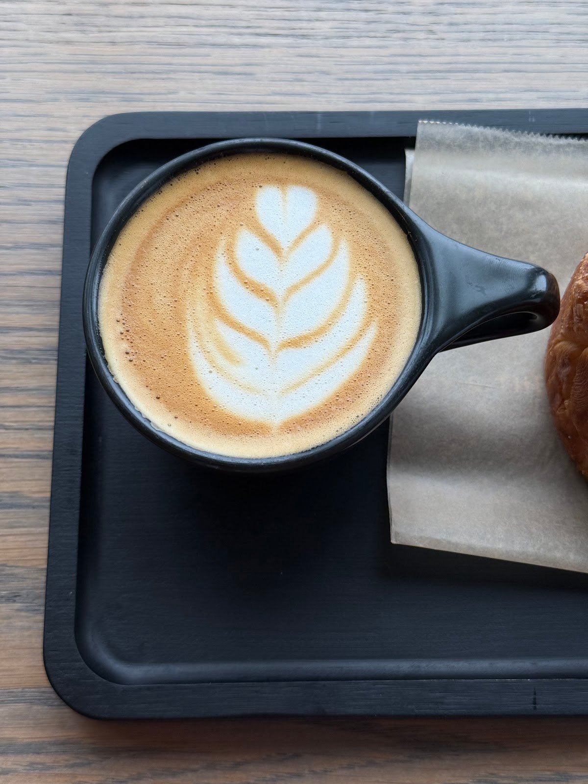 The Boy & The Bear - Coffee Roastery specialty coffee shop in Los Angeles - photo 4