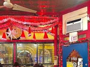 Cafe Jumping Bean specialty coffee shop in Chicago - photo 9