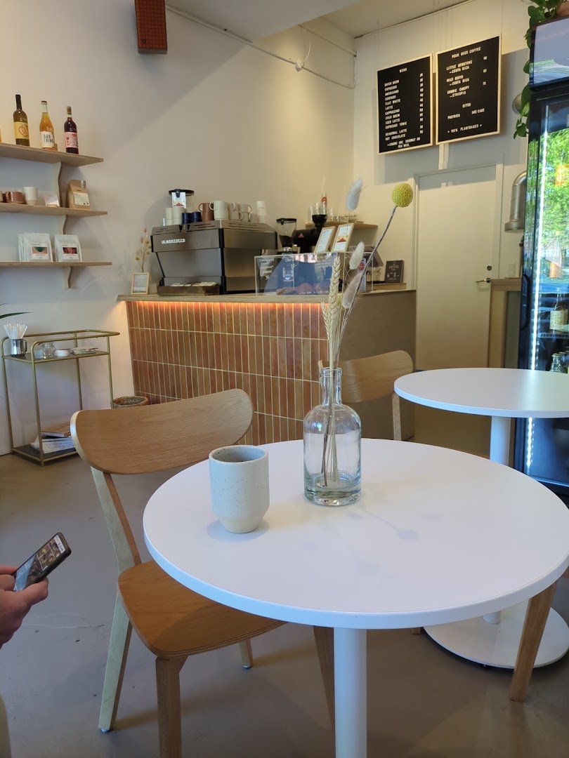 Pontes Roastery & Coffee Bar specialty coffee shop in Copenhagen - photo 10
