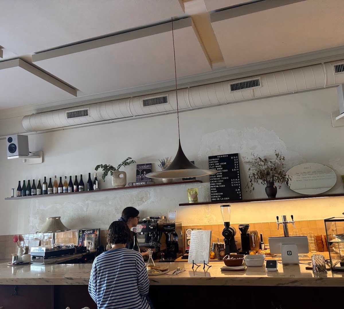 CASA TAOS specialty coffee shop in Barcelona - photo 10
