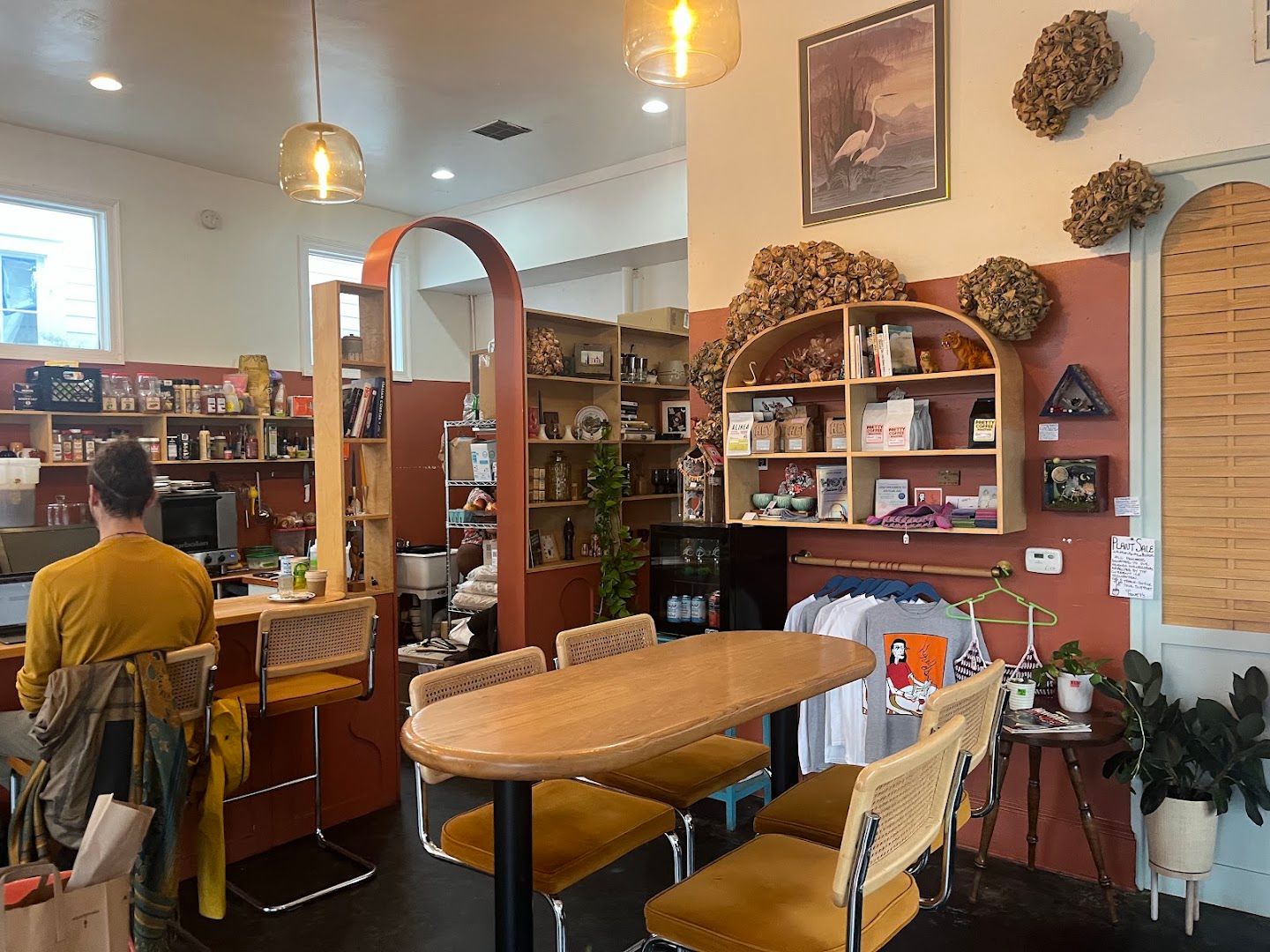 HONEY'S - Specialty Coffee in Marigny, New Orleans | BrewAtlas