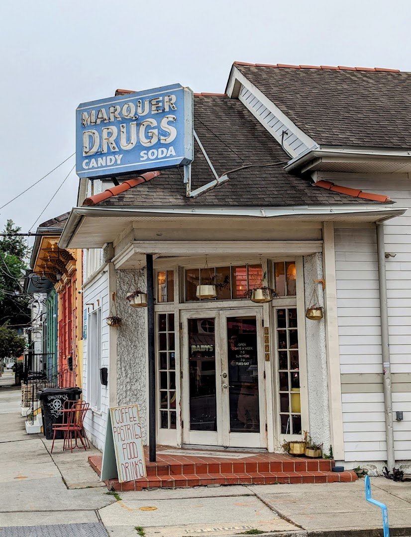 Storefront of HONEY'S, specialty coffee shop in New Orleans
