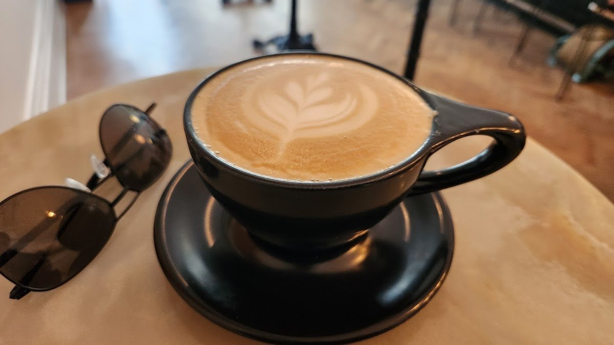 Four Letter Word Coffee specialty coffee shop in Chicago - photo 2