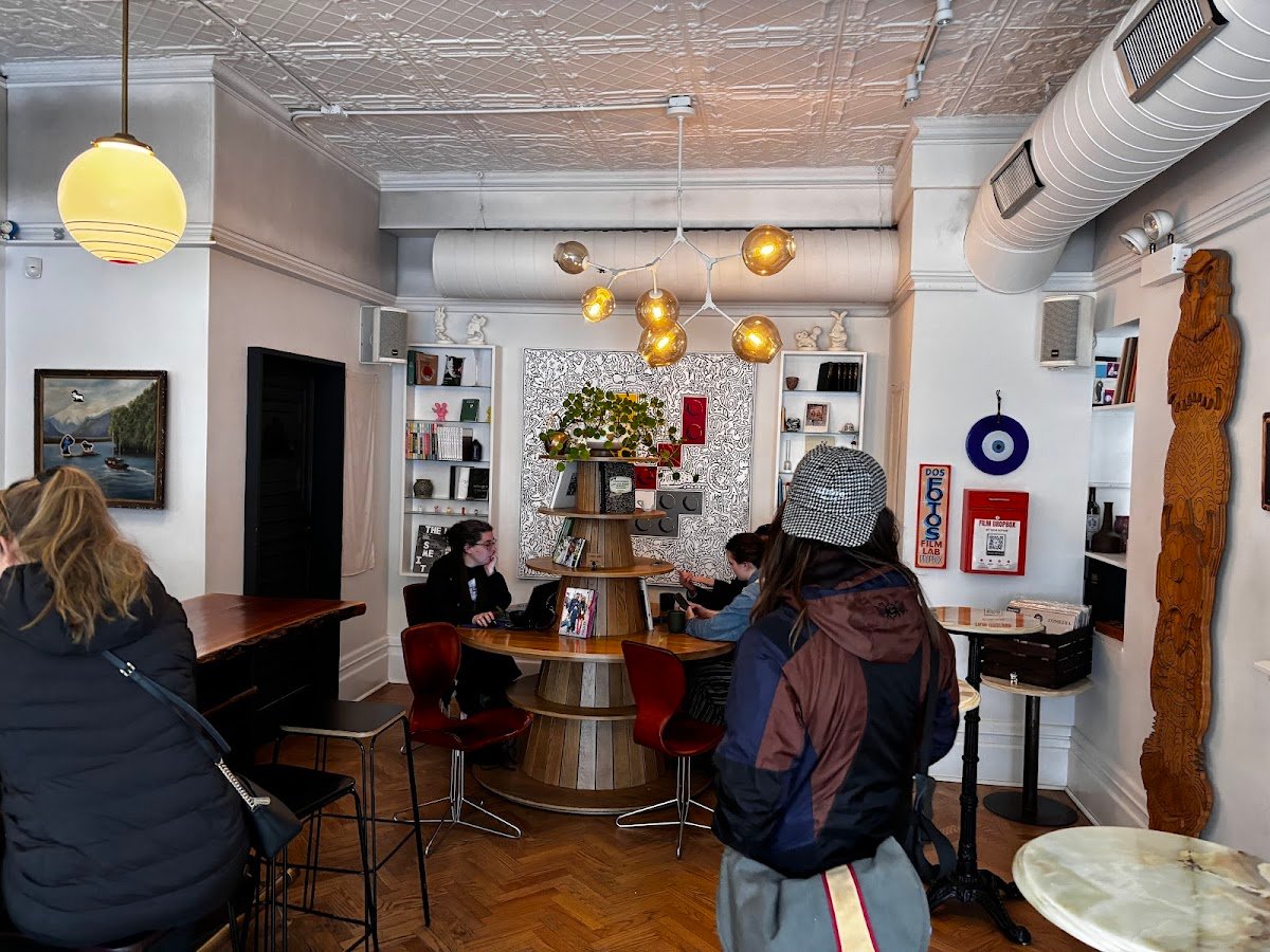 Four Letter Word Coffee specialty coffee shop in Chicago - photo 3