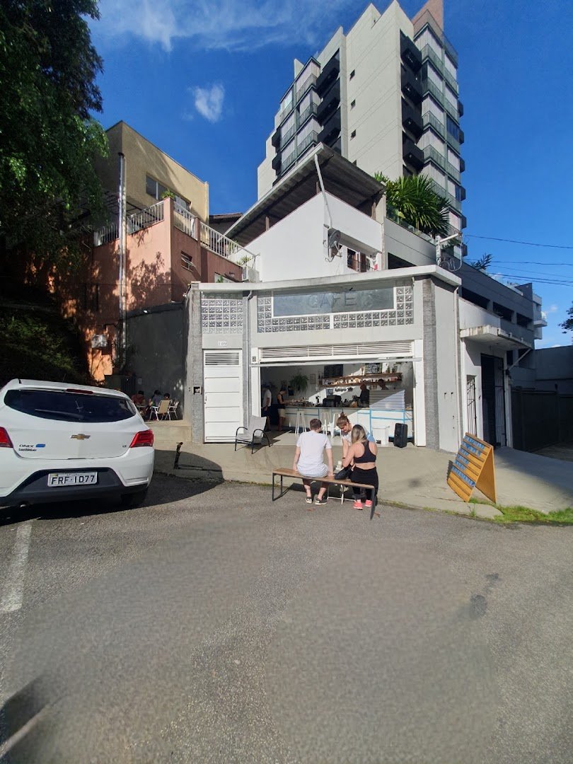 Storefront of Catarina Coffee and Love, specialty coffee shop in São Paulo