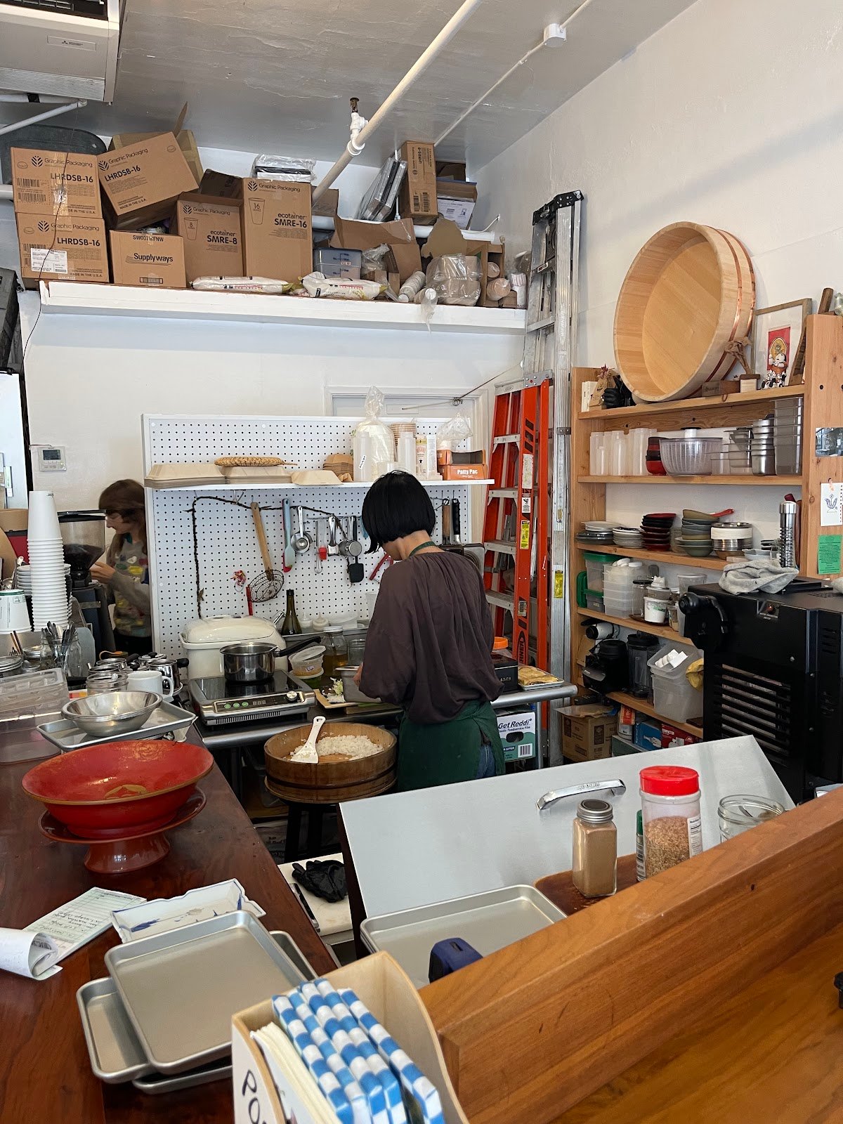 Courier Coffee specialty coffee shop in Portland - photo 5