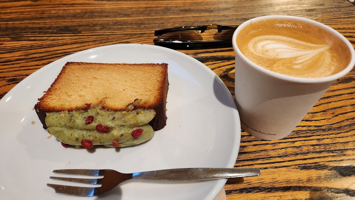 The Wren Coffee specialty coffee shop in London - photo 3