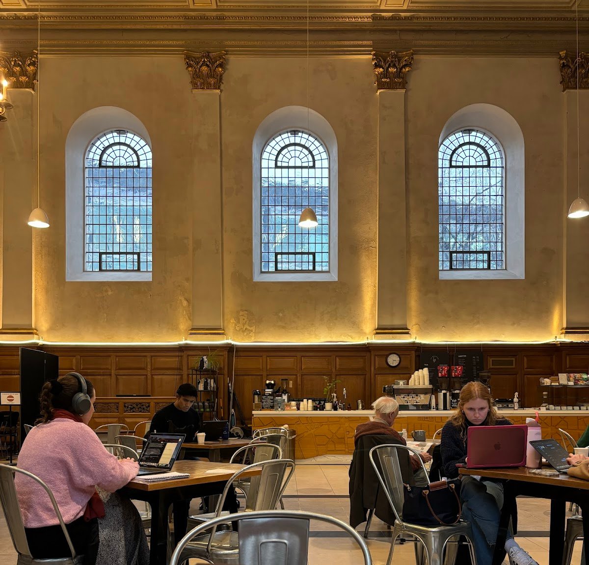 The Wren Coffee specialty coffee shop in London - photo 5