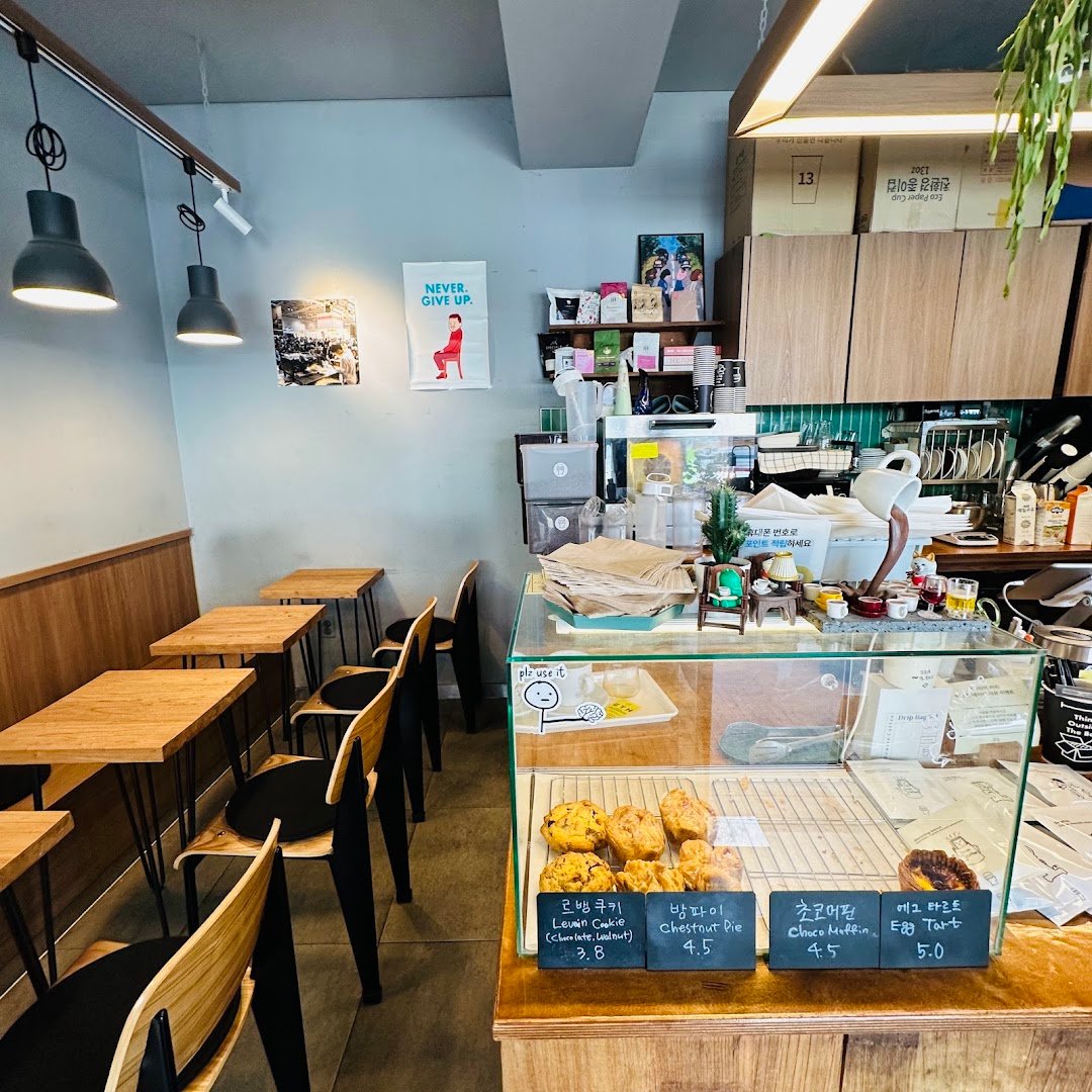 Interior of Rewire Coffee, specialty coffee shop in Seoul