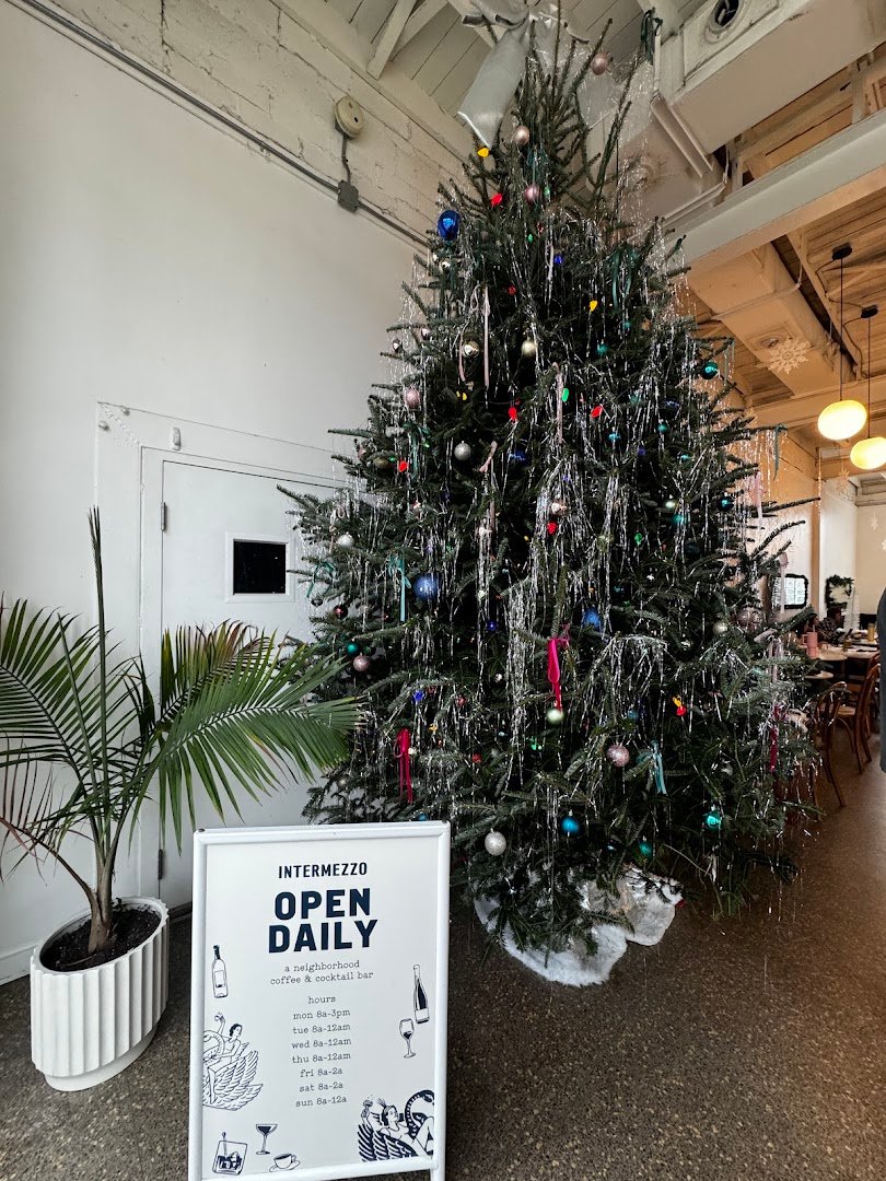 Interior of Intermezzo Coffee & Cocktails, specialty coffee shop in Tampa-St. Petersburg