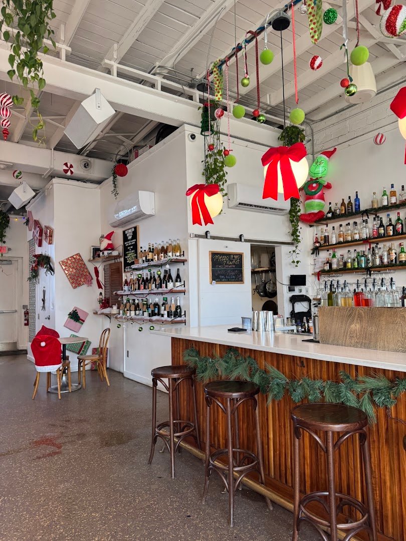 Interior of Intermezzo Coffee & Cocktails, specialty coffee shop in Tampa-St. Petersburg