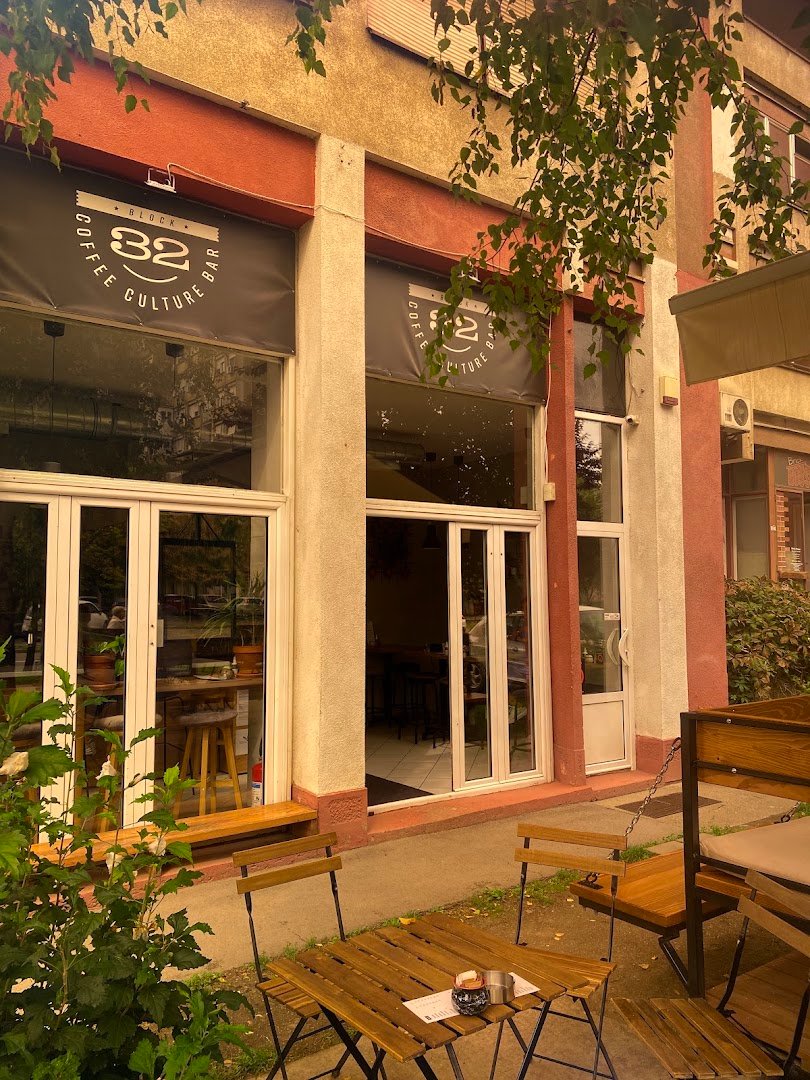 Storefront of Block 32, specialty coffee shop in Novi Sad