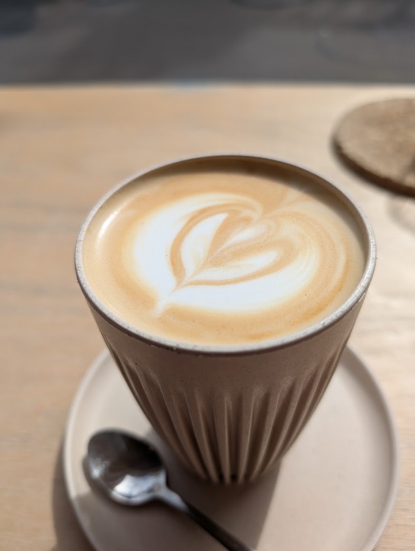 Coffee at Mr Eion Coffee Roaster, specialty coffee shop in Edinburgh