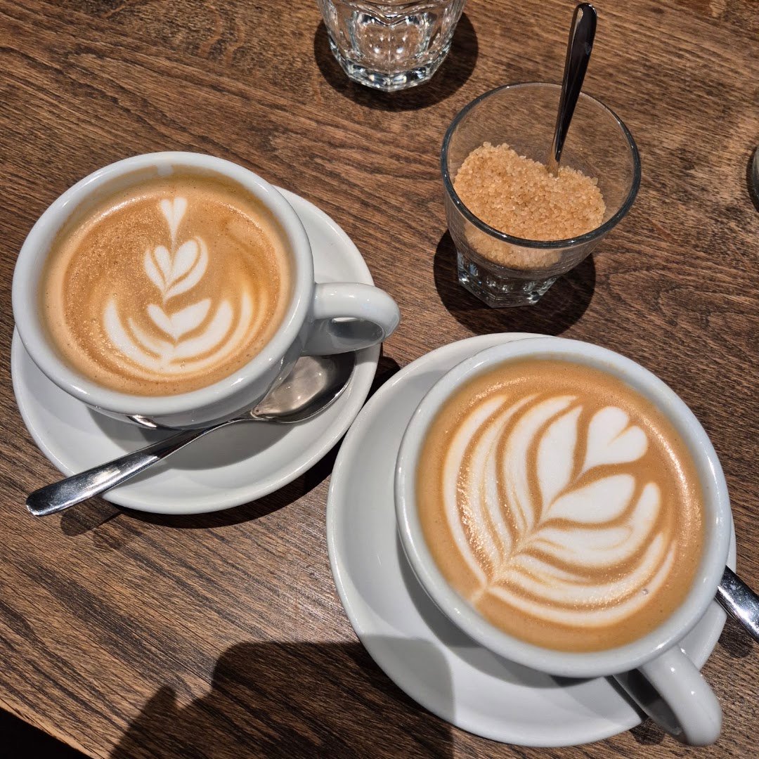 Cirkusz Café specialty coffee shop in Budapest - photo 4