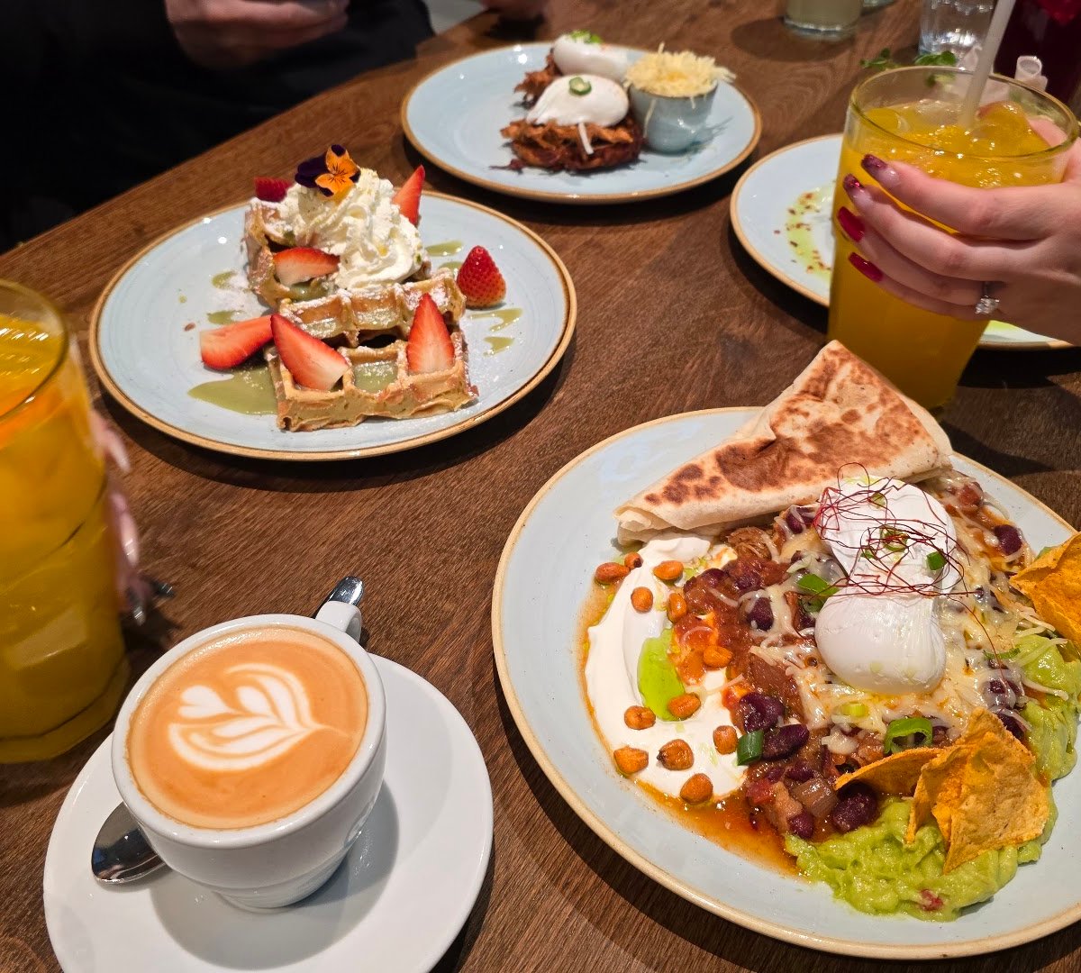 Cirkusz Café specialty coffee shop in Budapest - photo 7