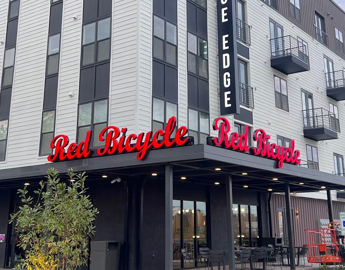 Red Bicycle Coffee & Crepes specialty coffee shop in Nashville - photo 2