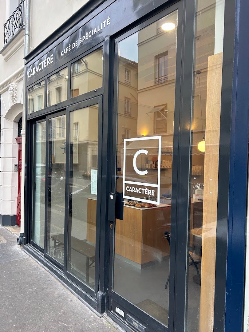Café Caractère specialty coffee shop in Paris - photo 8
