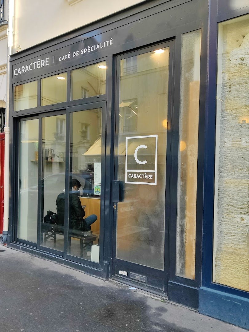 Café Caractère specialty coffee shop in Paris - photo 10