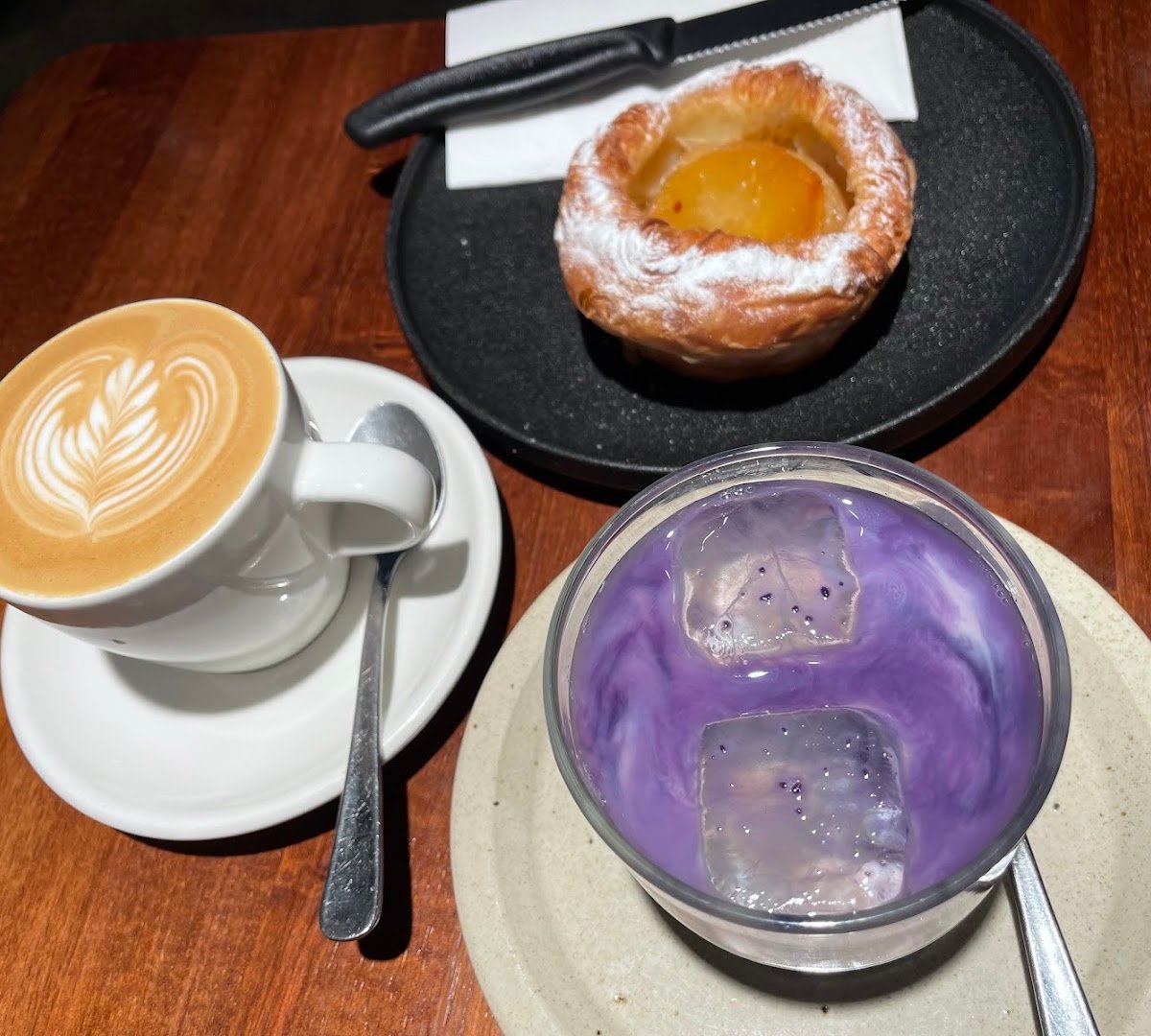 Coffee at Glou Glou, specialty coffee shop in Wellington