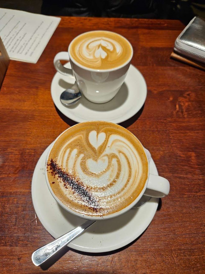 Coffee at Glou Glou, specialty coffee shop in Wellington