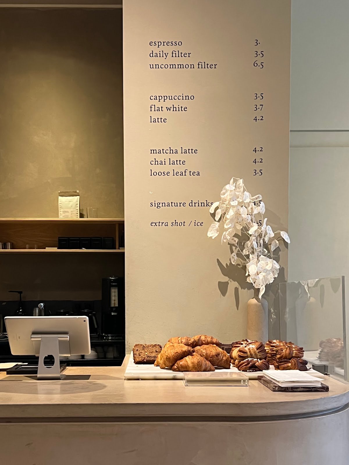 Uncommon Cafe specialty coffee shop in Amsterdam - photo 5