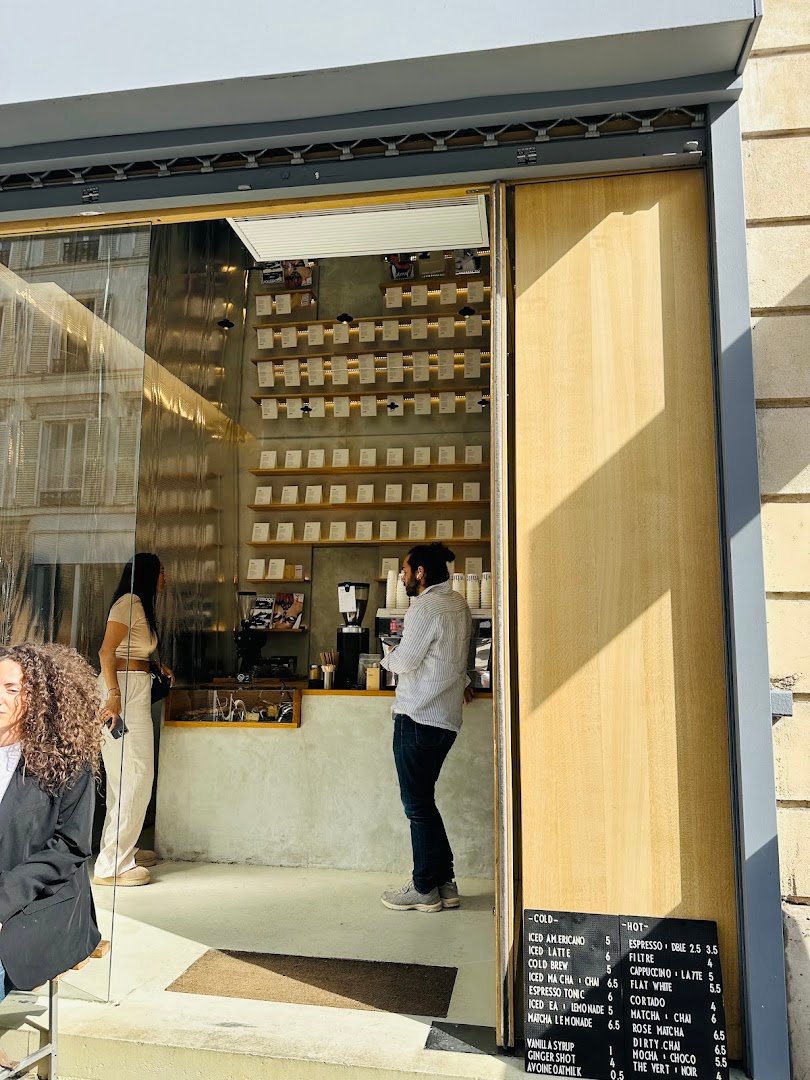 WHITE Coffee - Paris 3 specialty coffee shop in Paris - photo 9