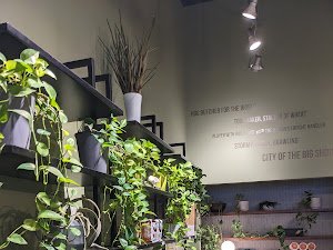 Big Shoulders Coffee specialty coffee shop in Chicago - photo 8