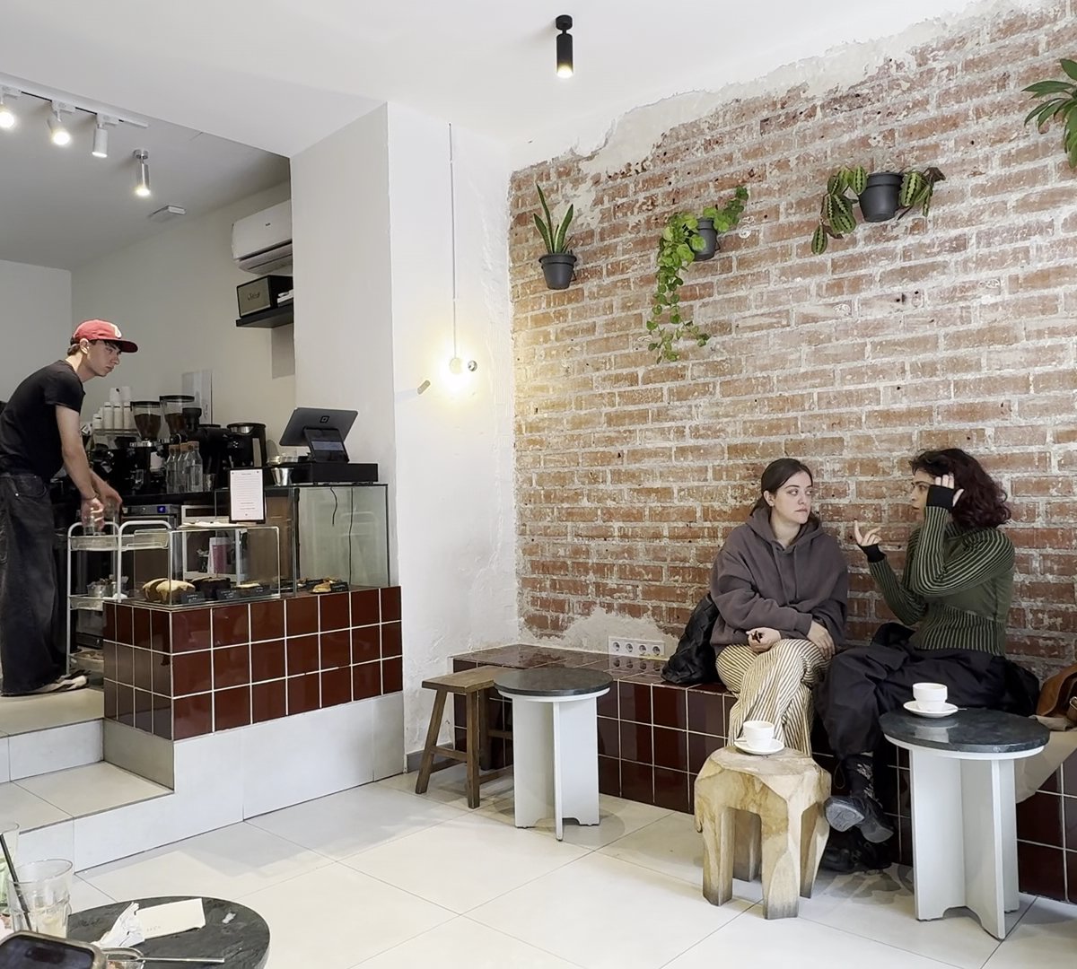 Ambu Coffee Letras | Specialty Coffee Shop specialty coffee shop in Madrid - photo 4