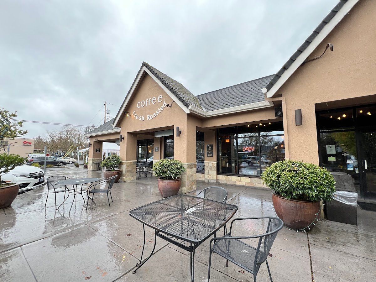 Ava Roasteria - Hall specialty coffee shop in Portland - photo 3