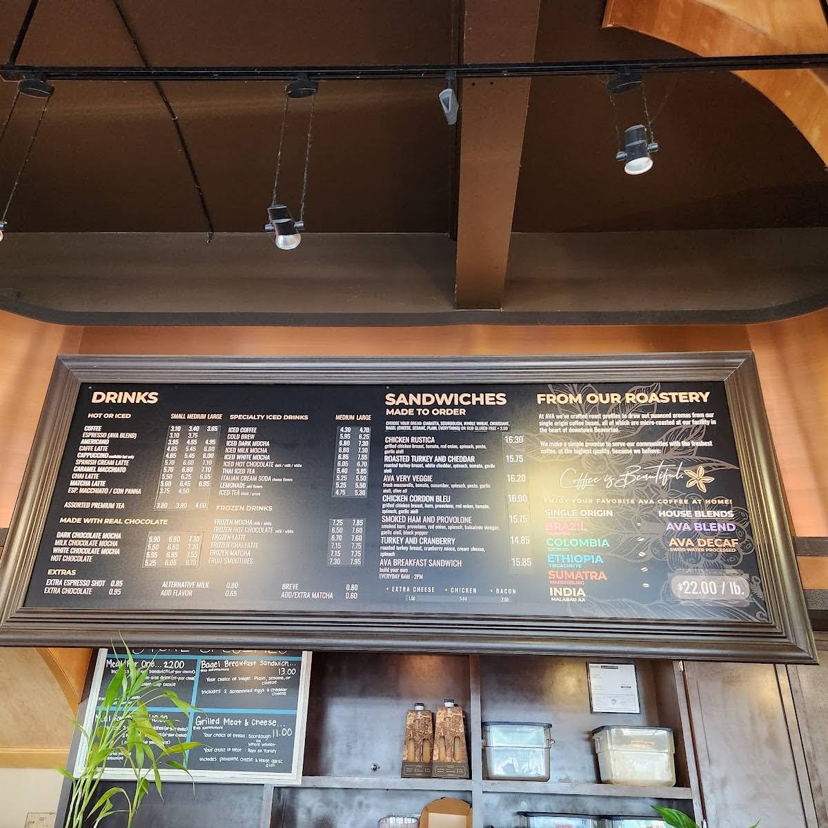 Ava Roasteria - Hall specialty coffee shop in Portland - photo 7