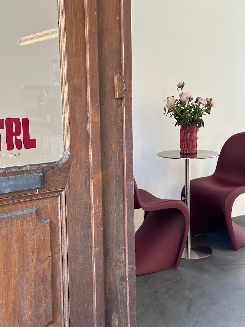 Interior of CTRL Cafe Bar, specialty coffee shop in Zurich
