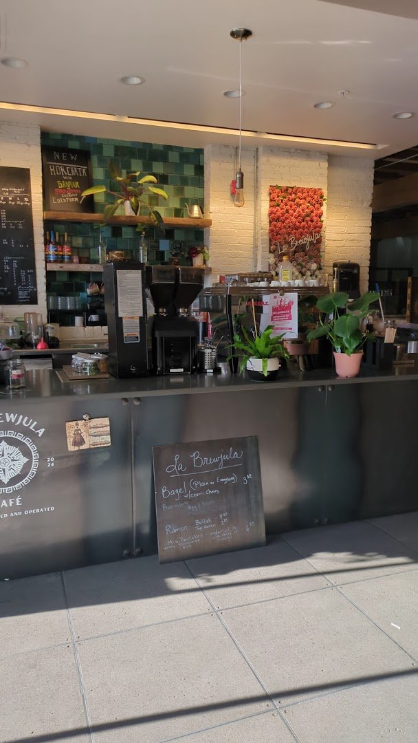 La Brewjula Café specialty coffee shop in Denver - photo 5