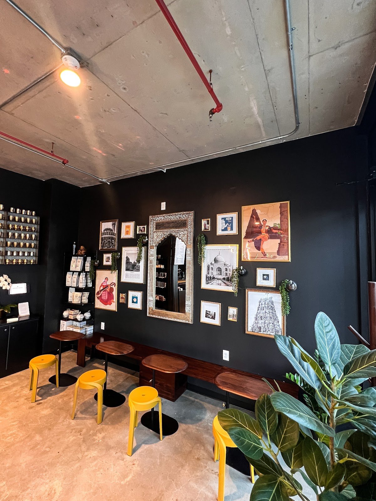 Hidden Grounds Chai & Coffee House specialty coffee shop in New York - photo 4