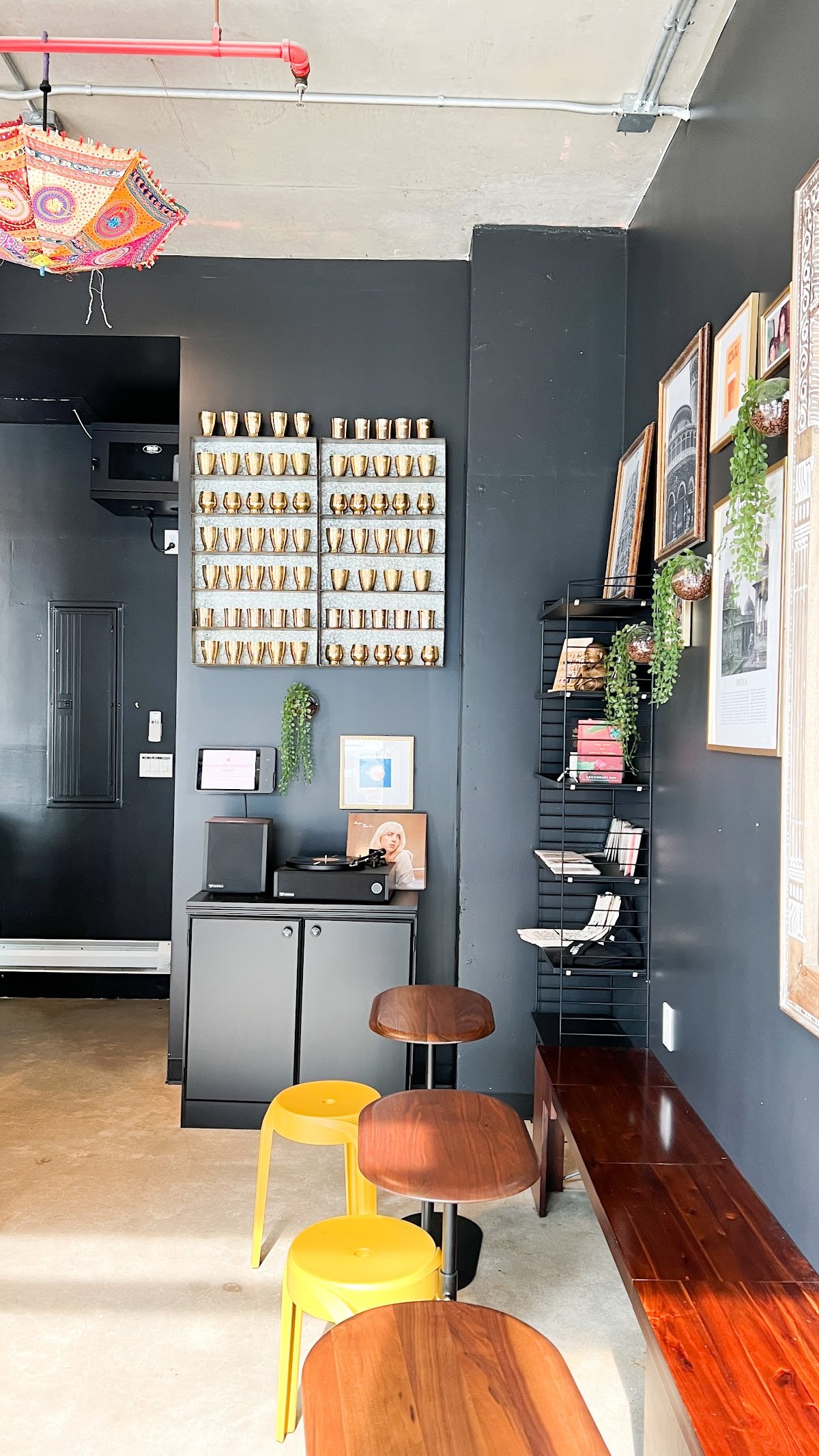 Hidden Grounds Chai & Coffee House specialty coffee shop in New York - photo 6