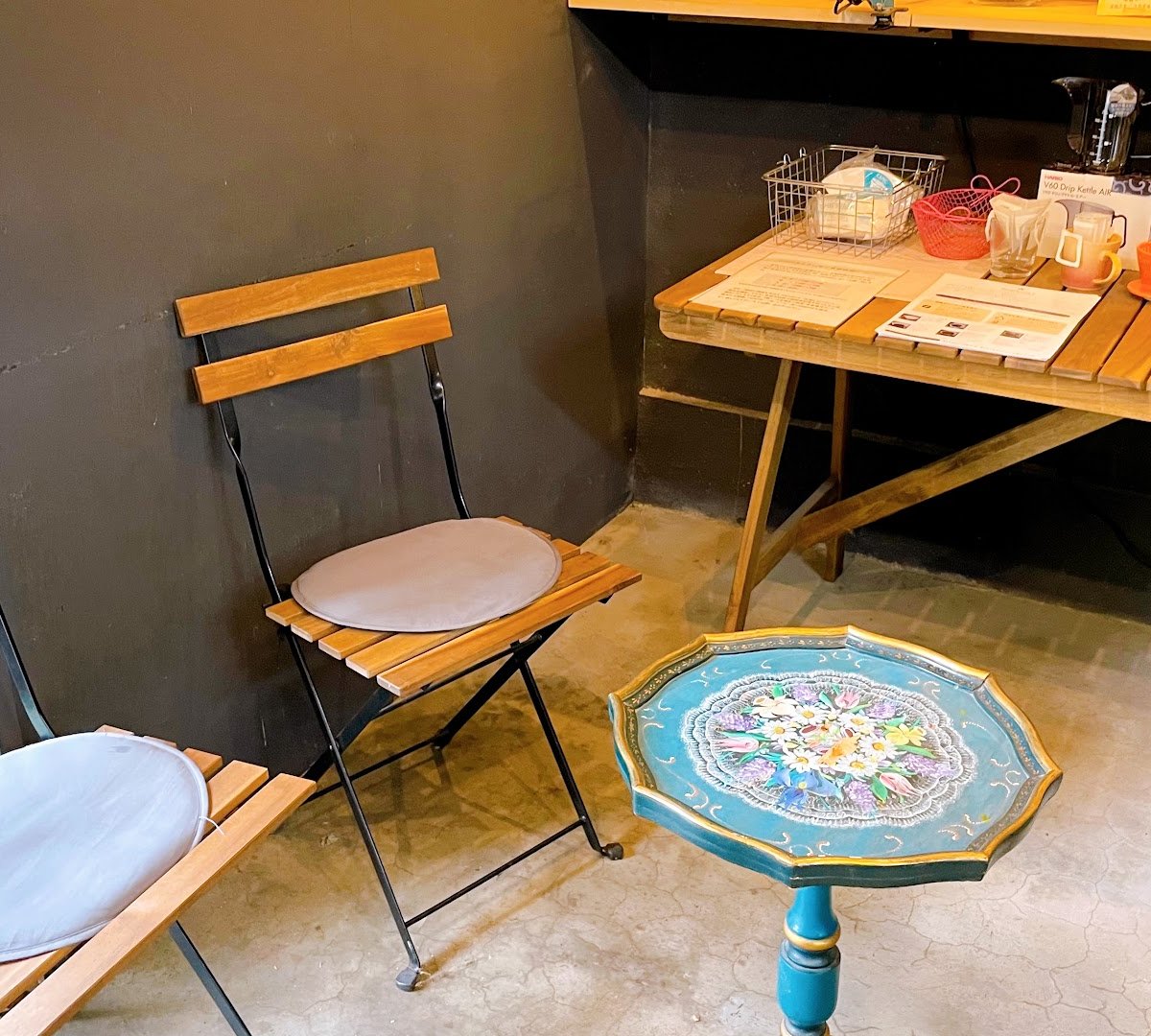 Interior of Blackhole Coffee Roaster, specialty coffee shop in Tokyo