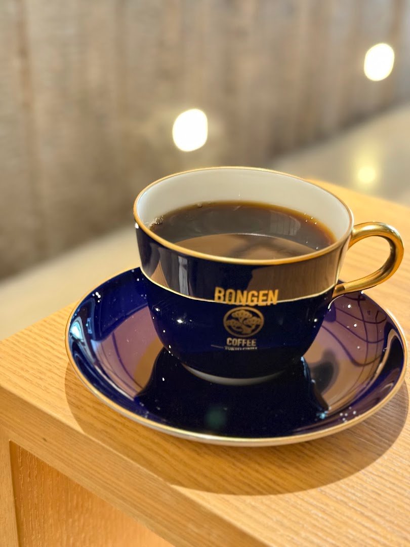 Coffee at BONGEN COFFEE Tokyo Nihonbashi, specialty coffee shop in Tokyo