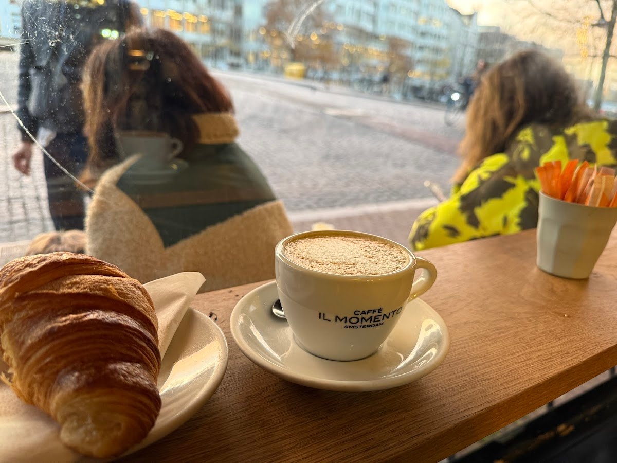 Caffè il Momento specialty coffee shop in Amsterdam - photo 6