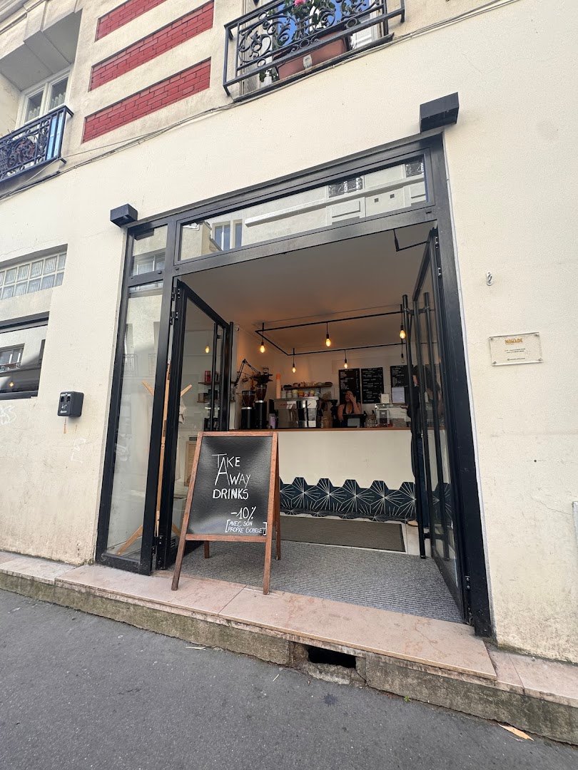 Panas café specialty coffee shop in Paris - photo 9