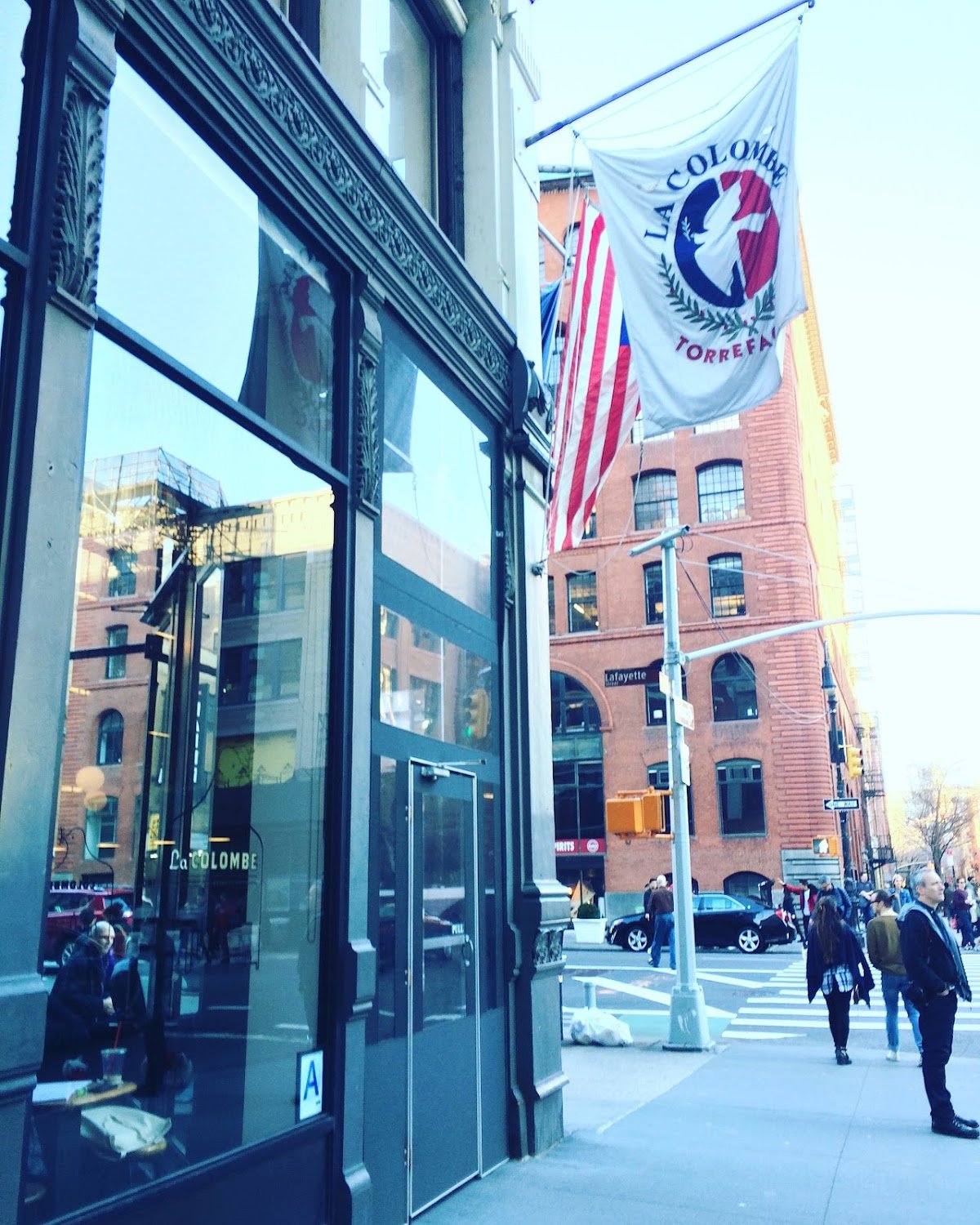 La Colombe Coffee Workshop specialty coffee shop in New York - photo 2