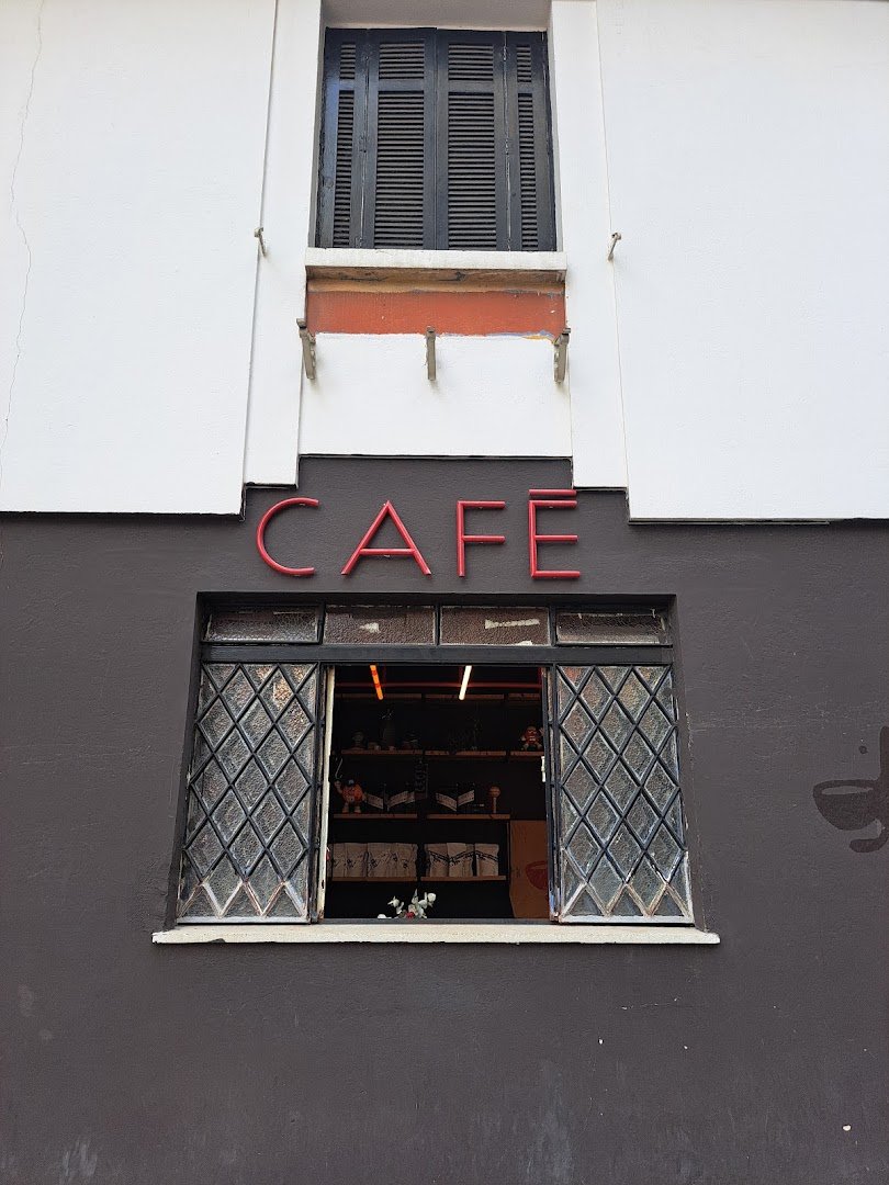 Storefront of Bogo Cafeteria & Torrefação, specialty coffee shop in São Paulo